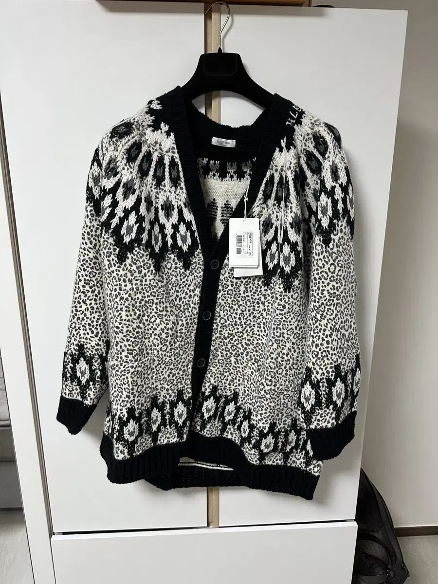 Valentino Cardigans New Arrivals