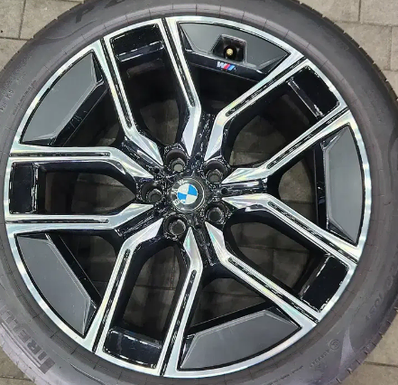 20인치 정품bmw신형7시리즈 g70 i7 907m 순정윈터스노우휠타이어