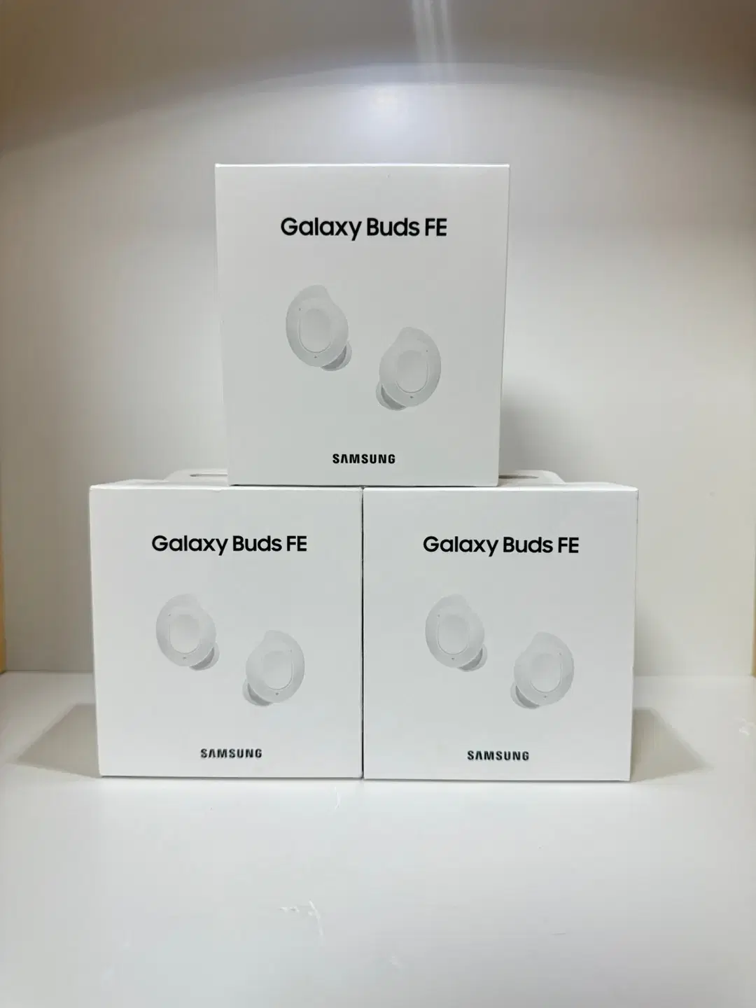 Galaxy Buds FE  (갤럭시 버즈 FE) 화이트