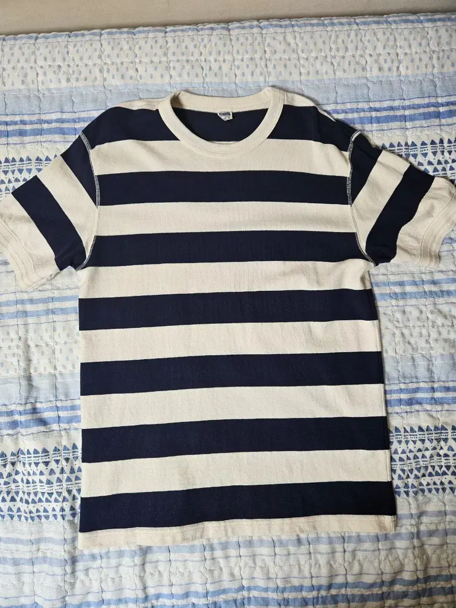 Sells Farrow's Border Tee (Vahn) XXL (105).