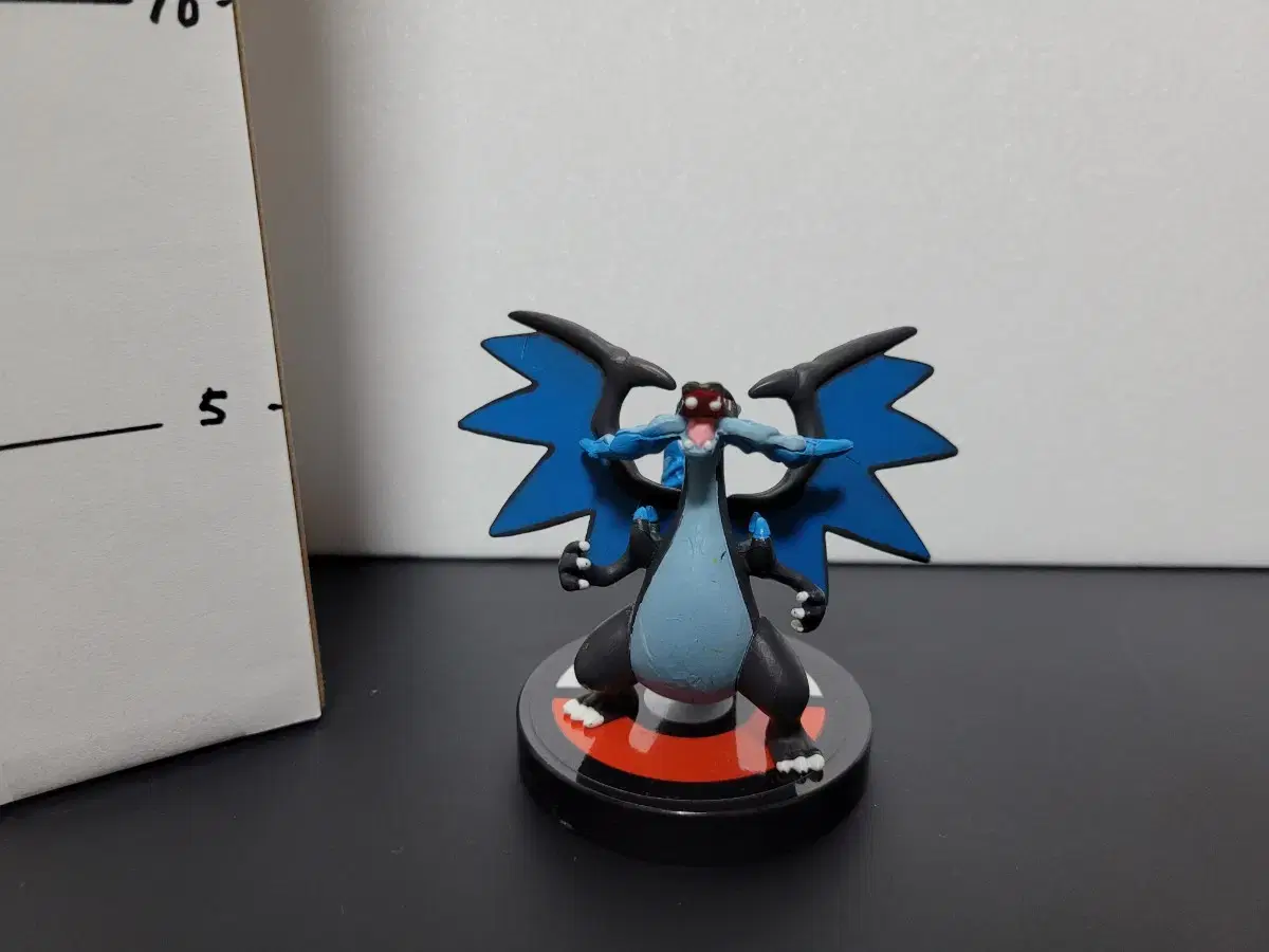 Pokémon Mega Lizamon X Figure (Discontinued)