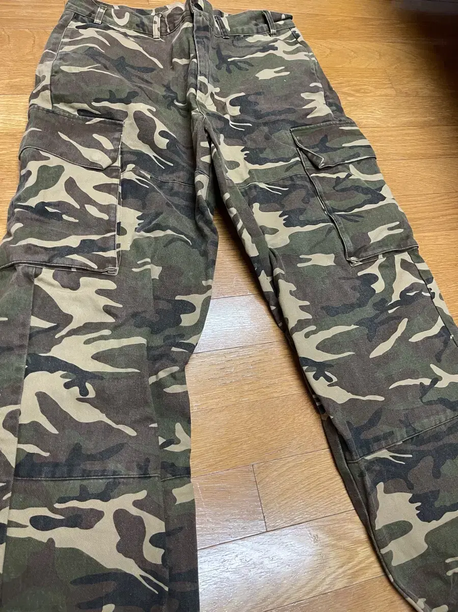 [L] Wickanders Camo Khaki Pants CAMO CARGO PANTS