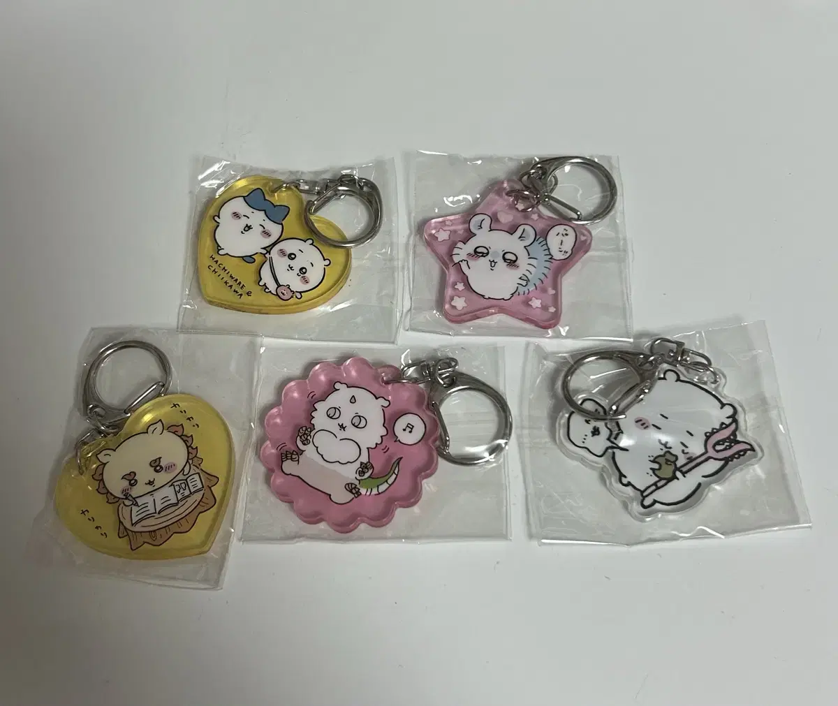 Chiikawa acrylic keyring Gacha bulk Momonga Anoko