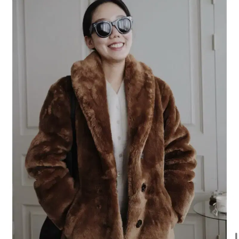 앤아더스토리즈 페이크퍼 자켓 fake fur