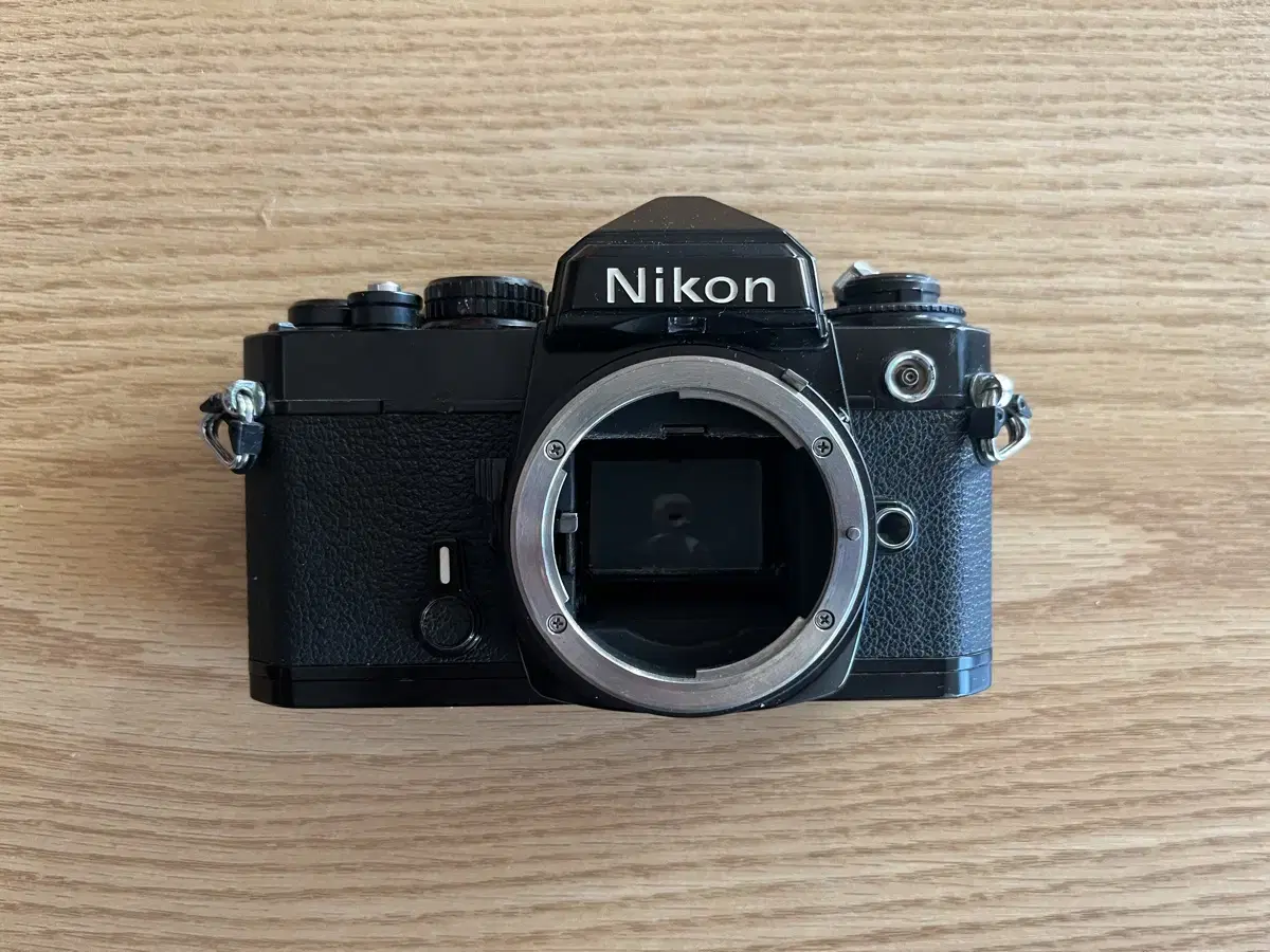 빈티지 니콘 Nikon FE 필름 카메라 바디