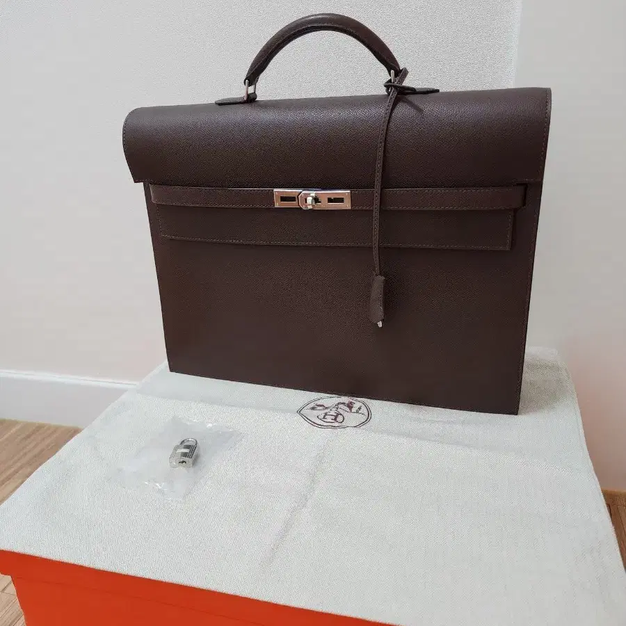 Hermes Kelly Depeche Briefcase 38 Epsom(