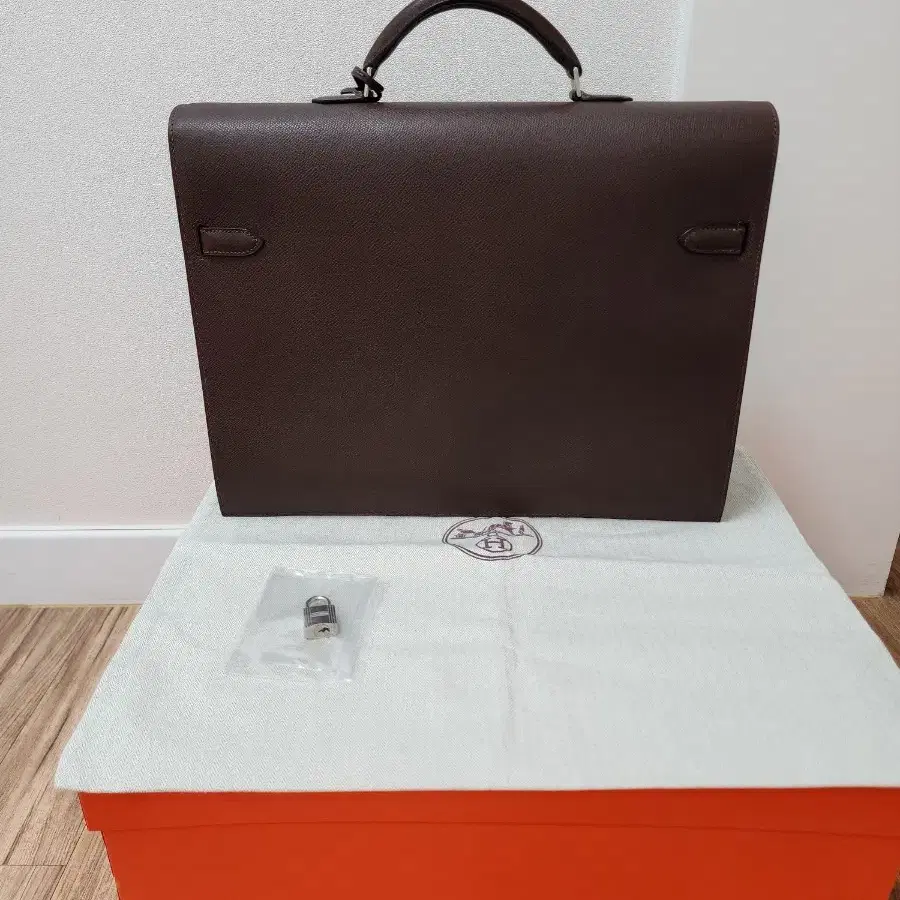 Hermes Kelly Depeche Briefcase 38 Epsom(