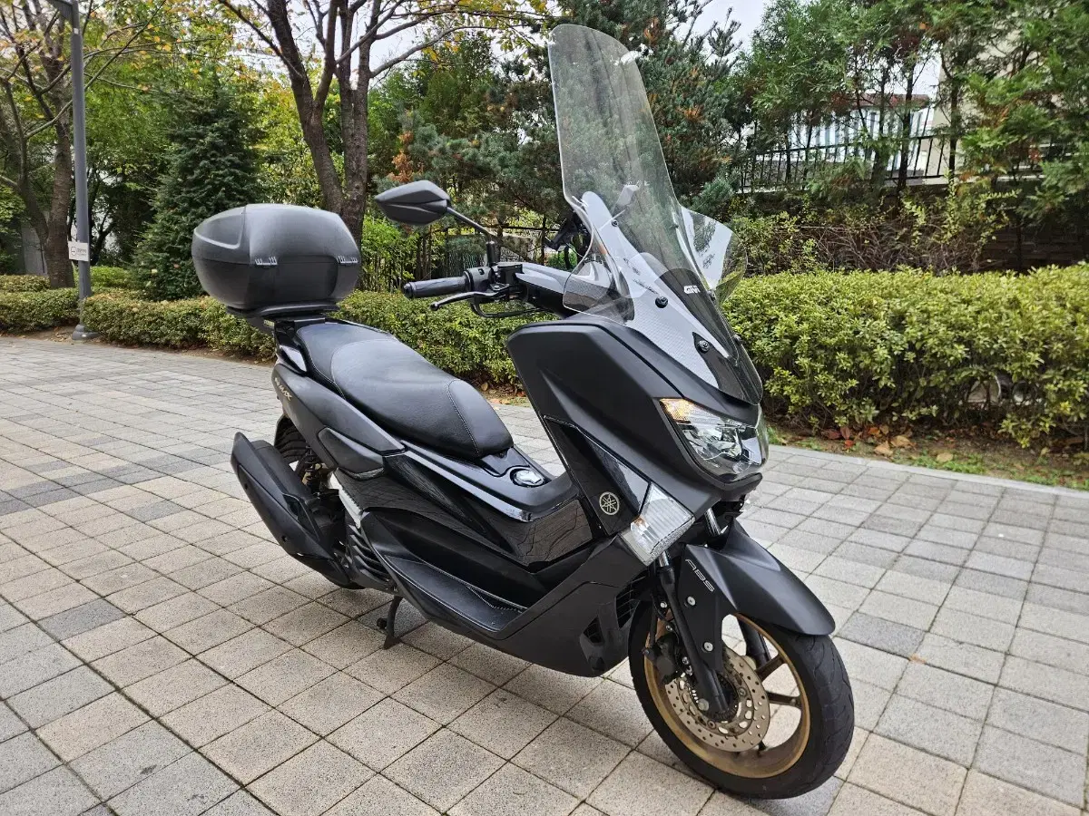 18년식 N-MAX 13000km 팔아요