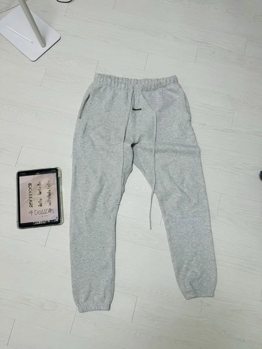 [M] Pierre & Marie Essential Reflective Sweatpants First Edition Heather Grey