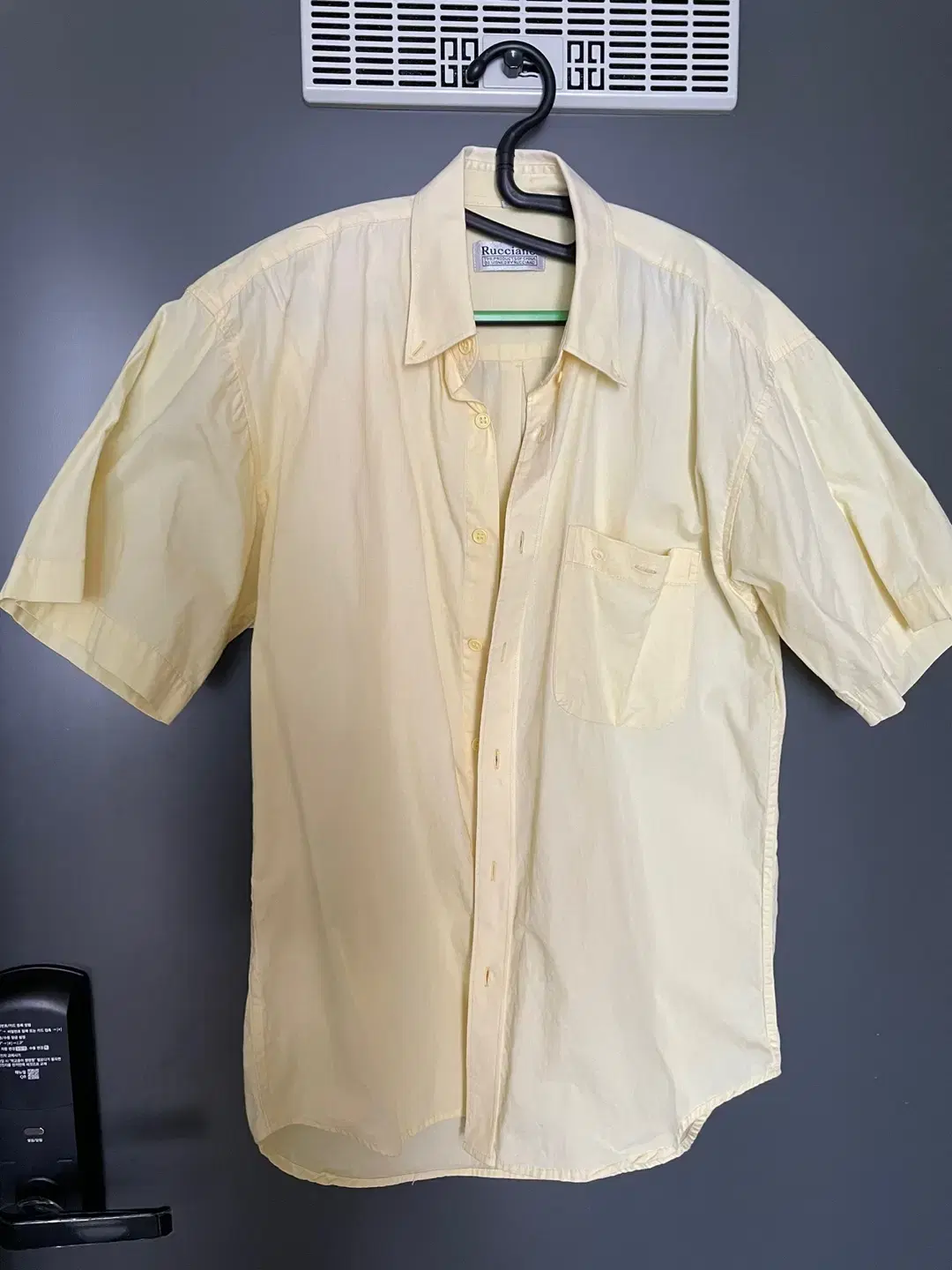 Men's short-sleeved shirt for Lucentino