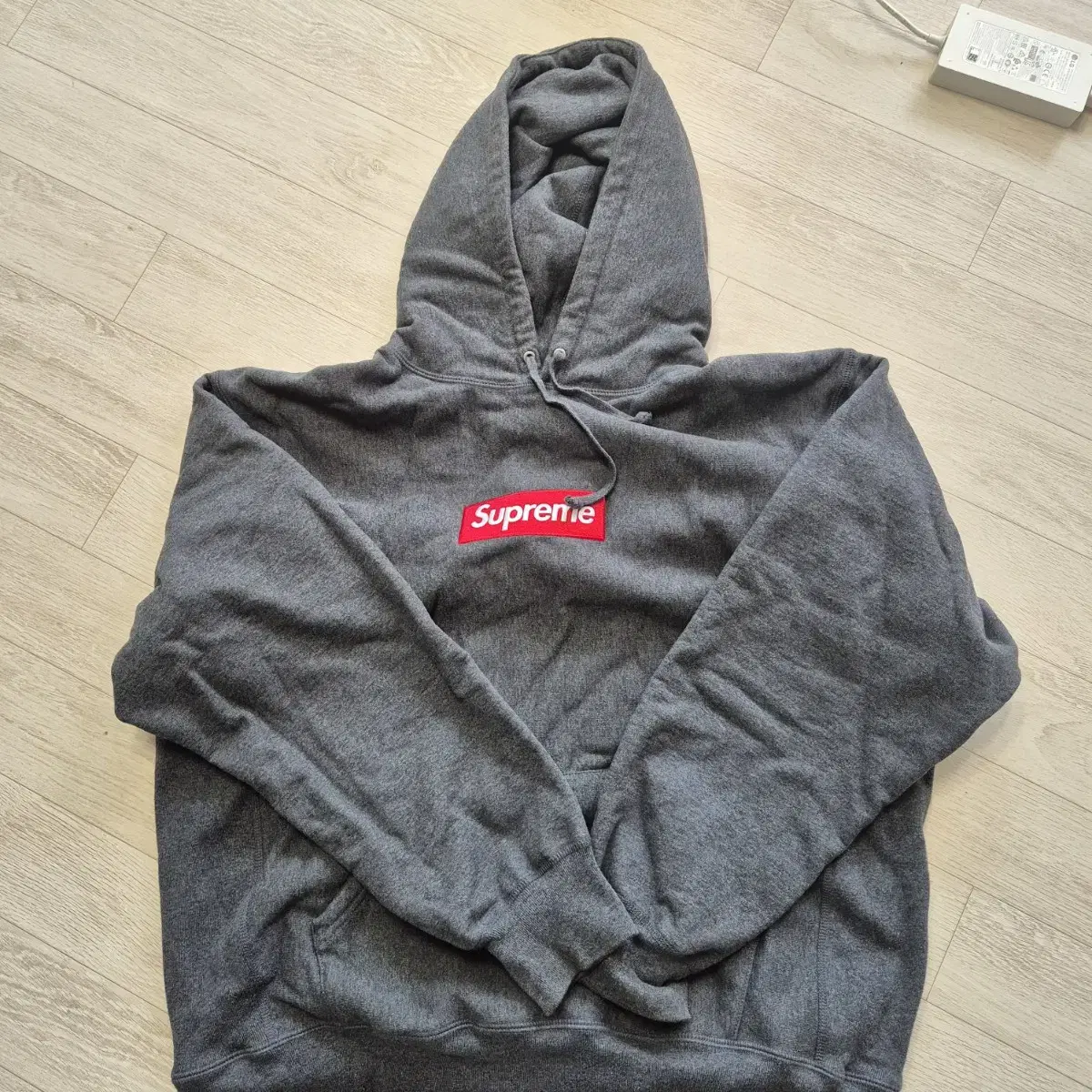 Supreme 21FW Box Logo Hoodie Charcoal