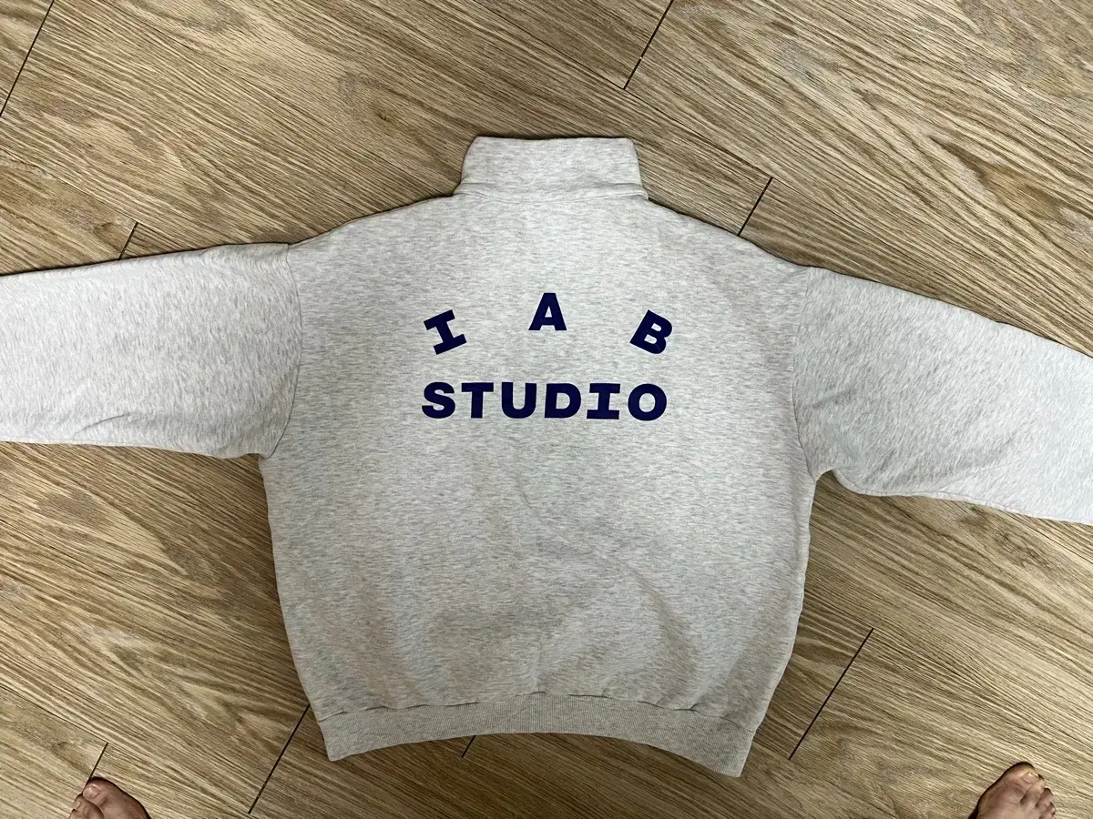 iab studio 아이앱 반집업 M  (라이트 그레이)