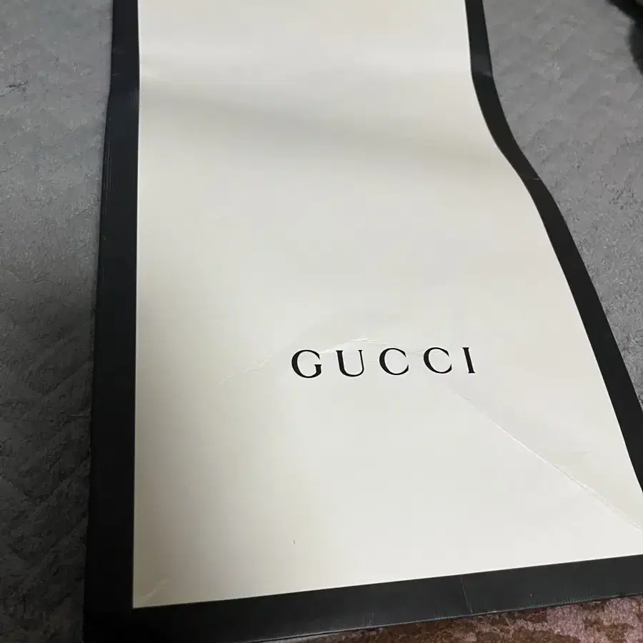 Gucci 뿔테 스타일 안경테