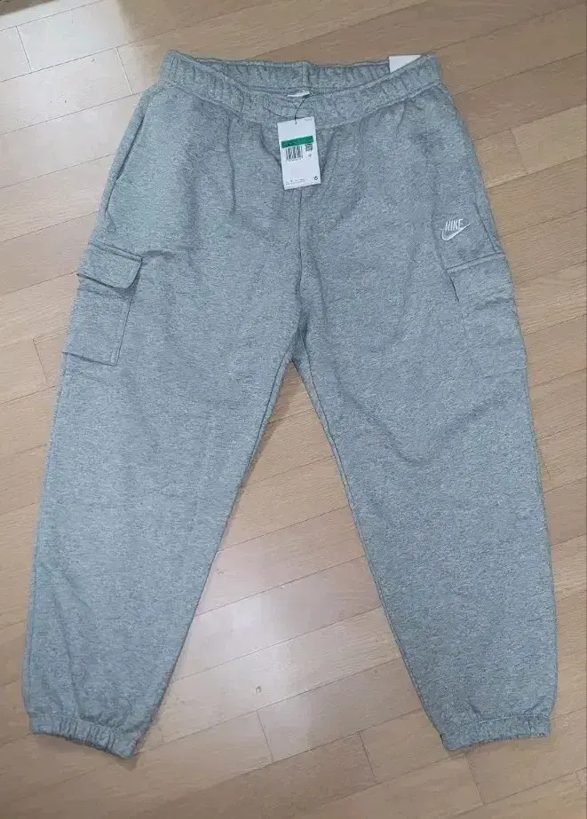 (New) Nike NSW Jogger Pants 80(xl) size 35