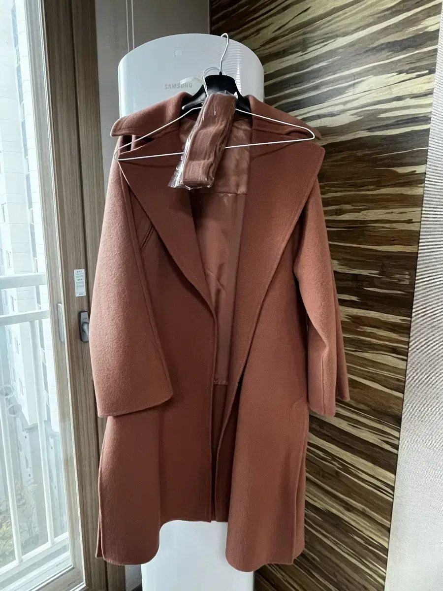 Pink-beige wool coat