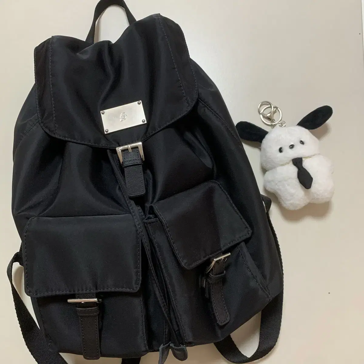 샐러드볼즈 블랙 백팩 SYMOL NYLON BACKPACK