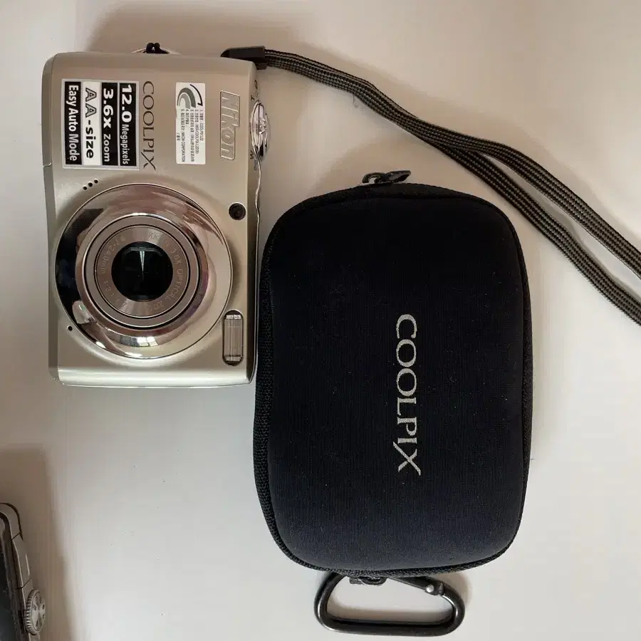 니콘 디지털 카메라 Coolpix 판매합니다