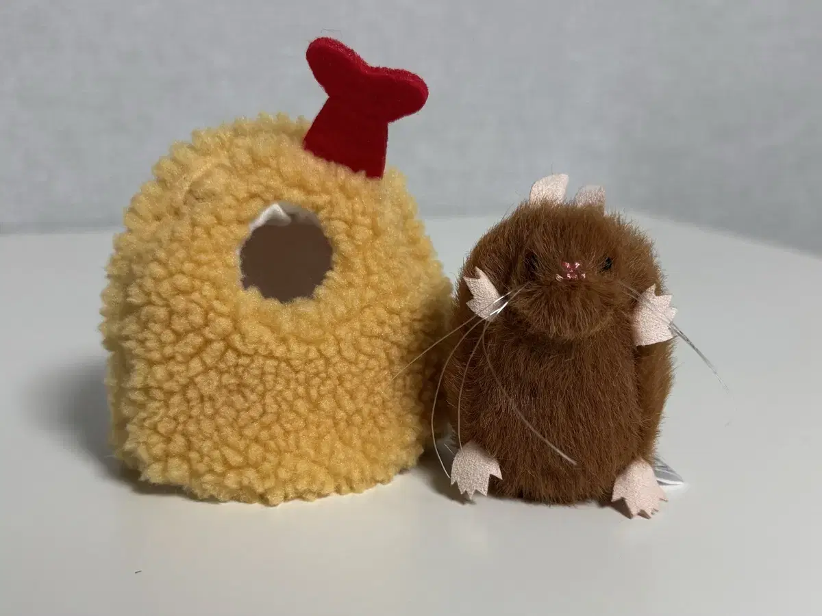 ATC Mouse Capsule Toy Gacha Brown Mouse with Tempura