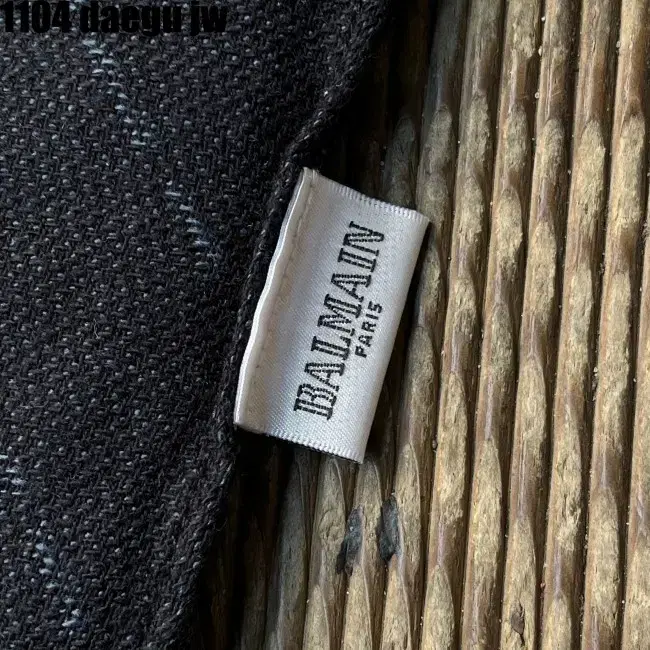 BALMAIN MUFFLER 발망 목도리