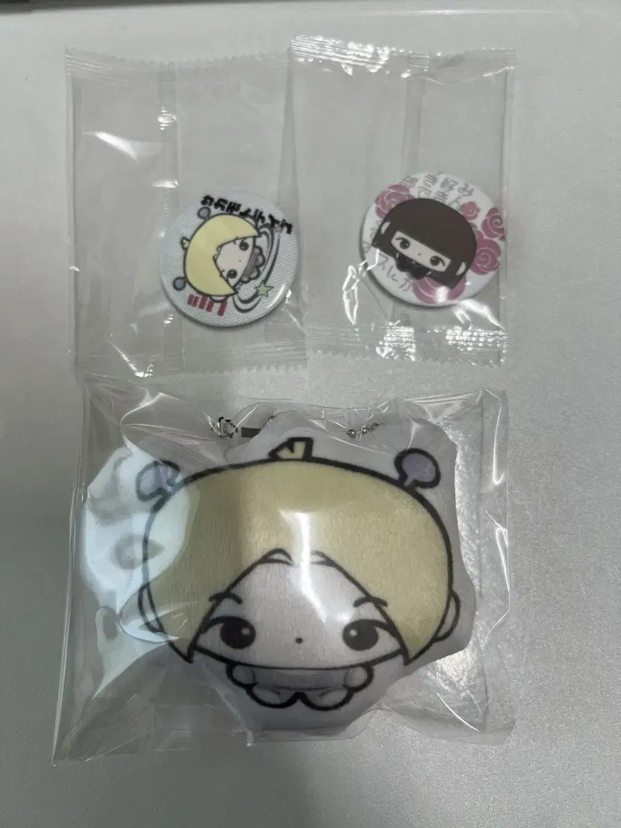 Myohae-nim Shin Cushion Keyring, Haruhi Pinbutton, Shin Pinbutton unofficial goods WTS