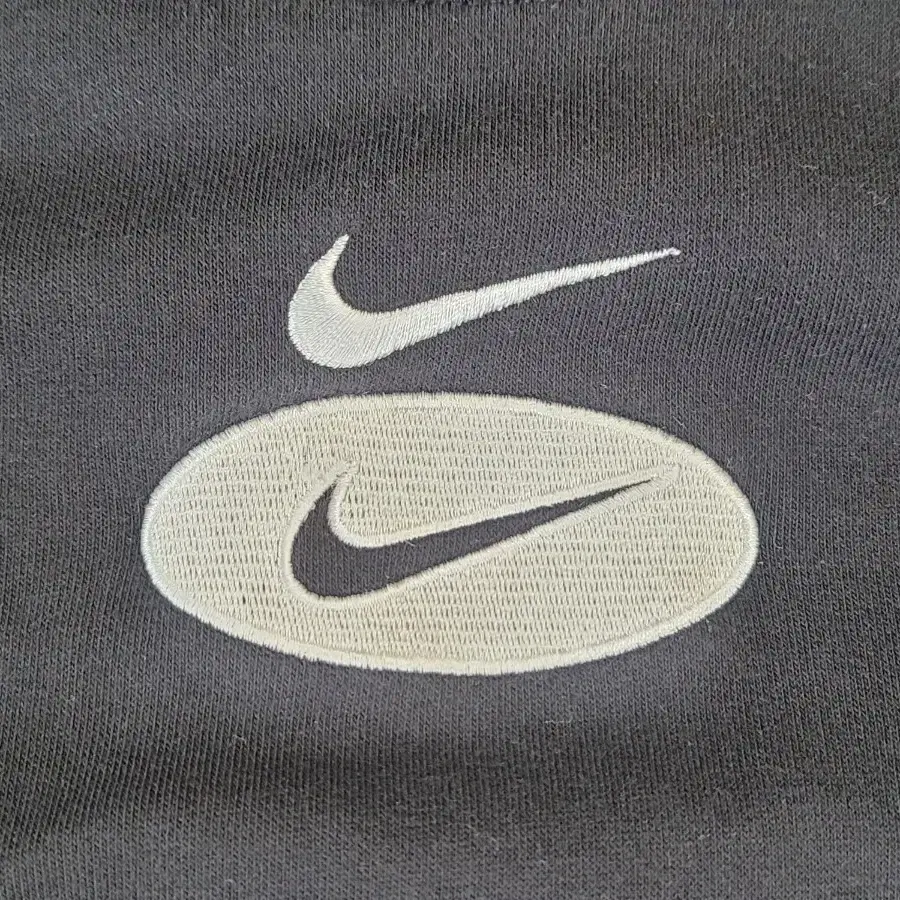 NIKE 나이키 더블스우시 스판 맨투맨(검흰)