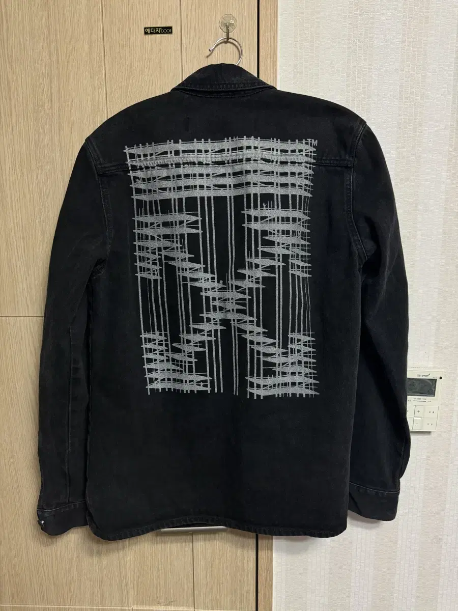 [M] Off-White Industrial Jeans Jacket