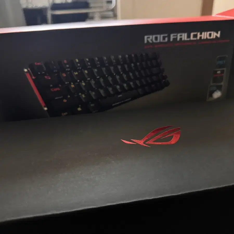 상태 SSS급))asus rog falchion 판매 합니다