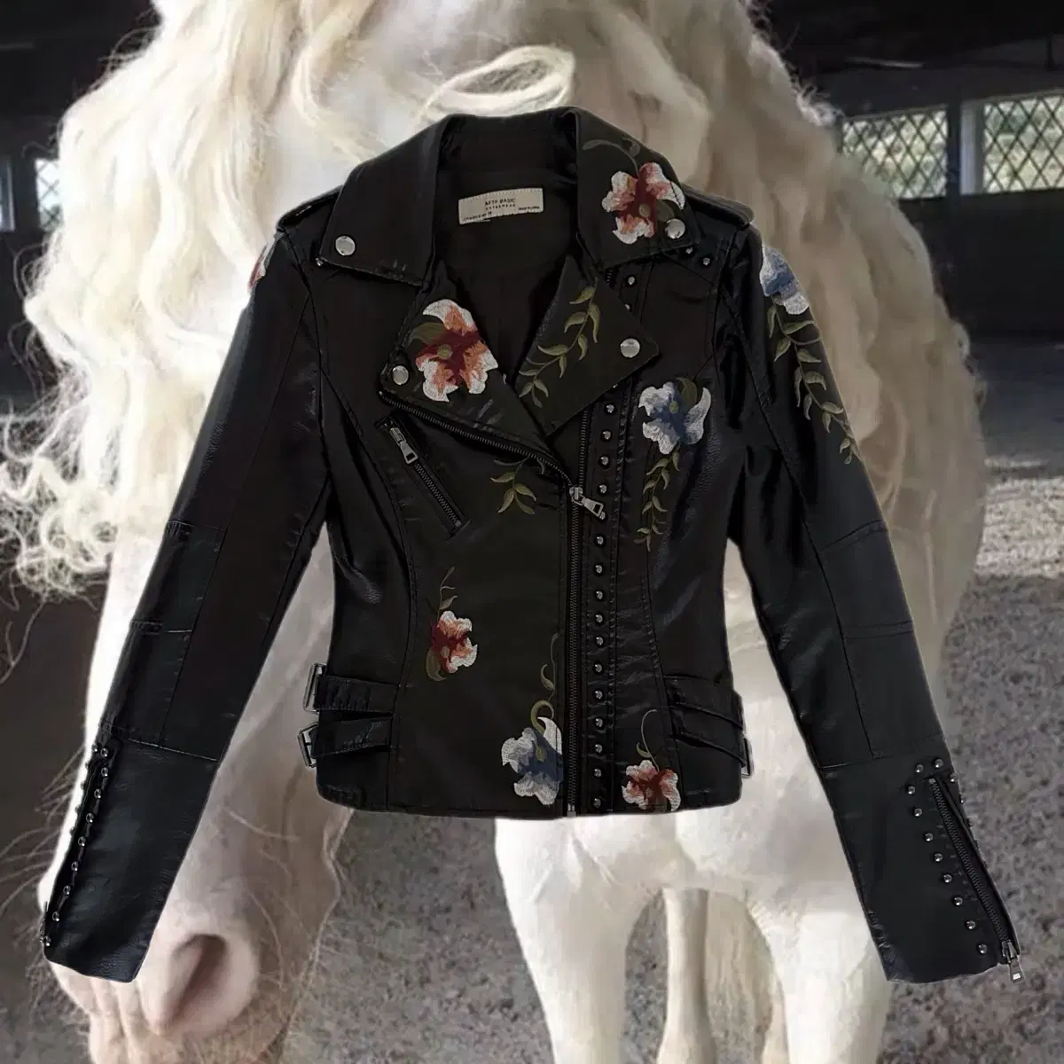 vtg stud oriental rider jacket