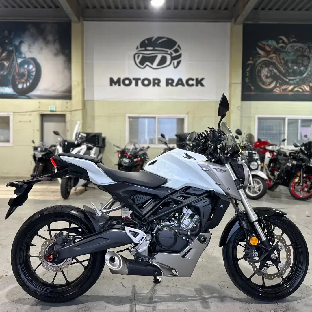 혼다 CB125R 18년 1.8만 무사고 특옵션 차량상태 S급 판매