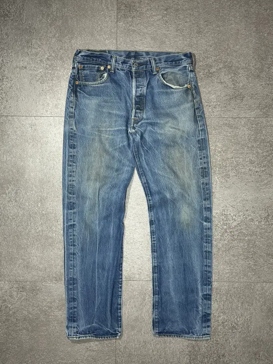 33/ Levi's 501 jeans