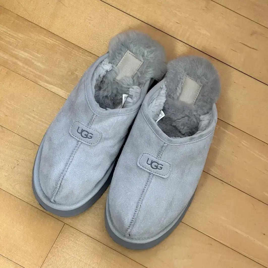 Ugg (미국)어그 디스코케트 시어링 슬라이드 슬리퍼 라이트 그레이