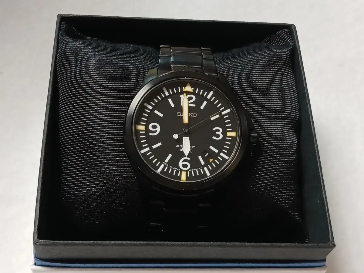 Seiko4R15-00A0 Pilot's Watch.Automatic/Made in japan