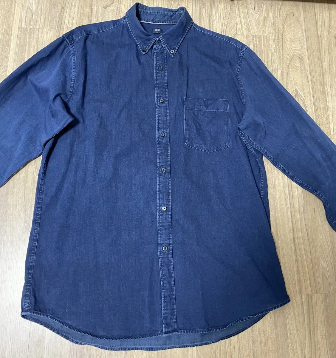 Uniqlo Denim Shirt XL (105)