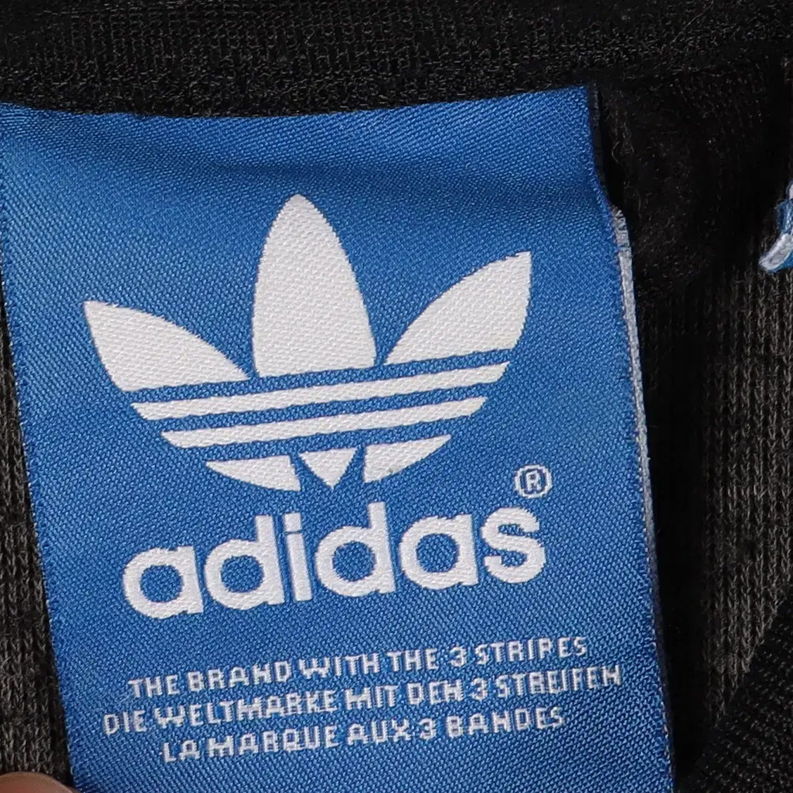 아디다스 ADIDAS 블랙 트랙탑 져지 105