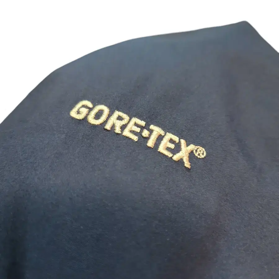 노스페이스 GORE-TEX 바람막이 점퍼 - 밝은 형광파랑 포인트!