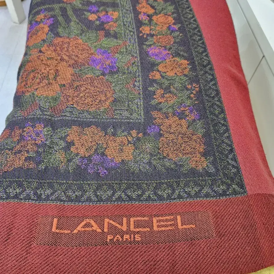 *LANCEL 란셀 빅 숄