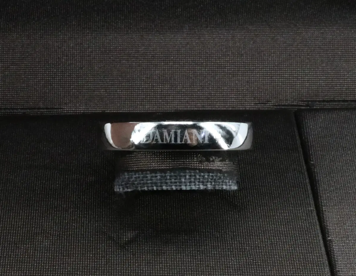 [Good Used Luxury Goods Ulsan Branch] Damiiani D-SIDE 10P dia Ring No. 6