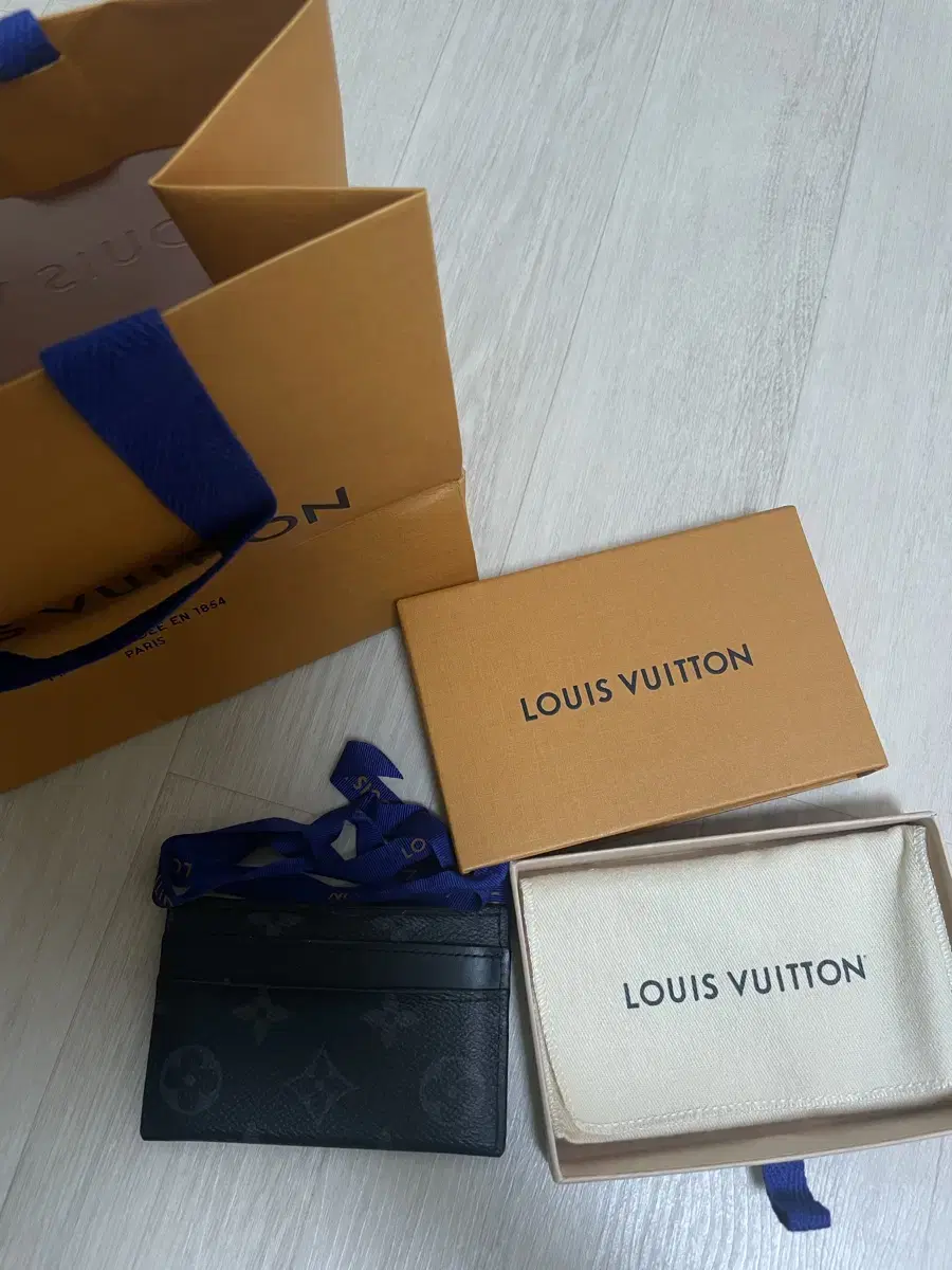 Louis Vuitton Double Card Holder Monogra