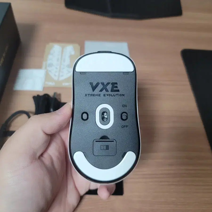 VXE R1 PRO MAX 화이트 잠자리 마우스 저소음 개조 무소음