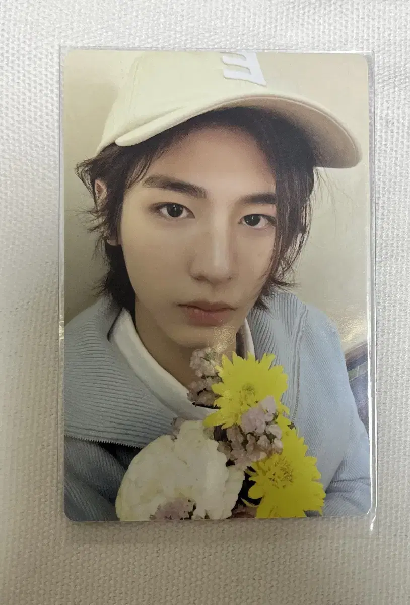 boynextdoor leehan How? fire version photocard sell it