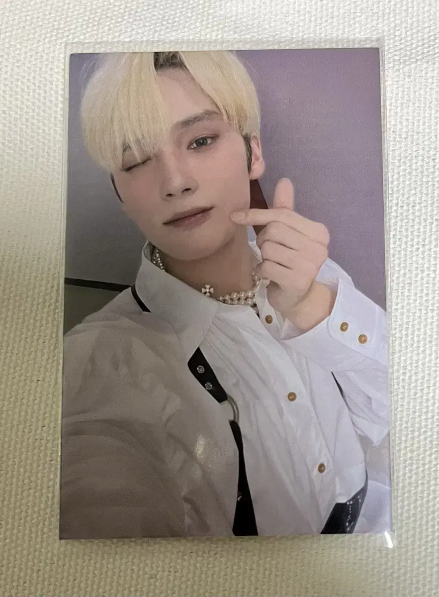 [price drop] tomorrow x together hueningkai sumikon ancon mozon photocard sells