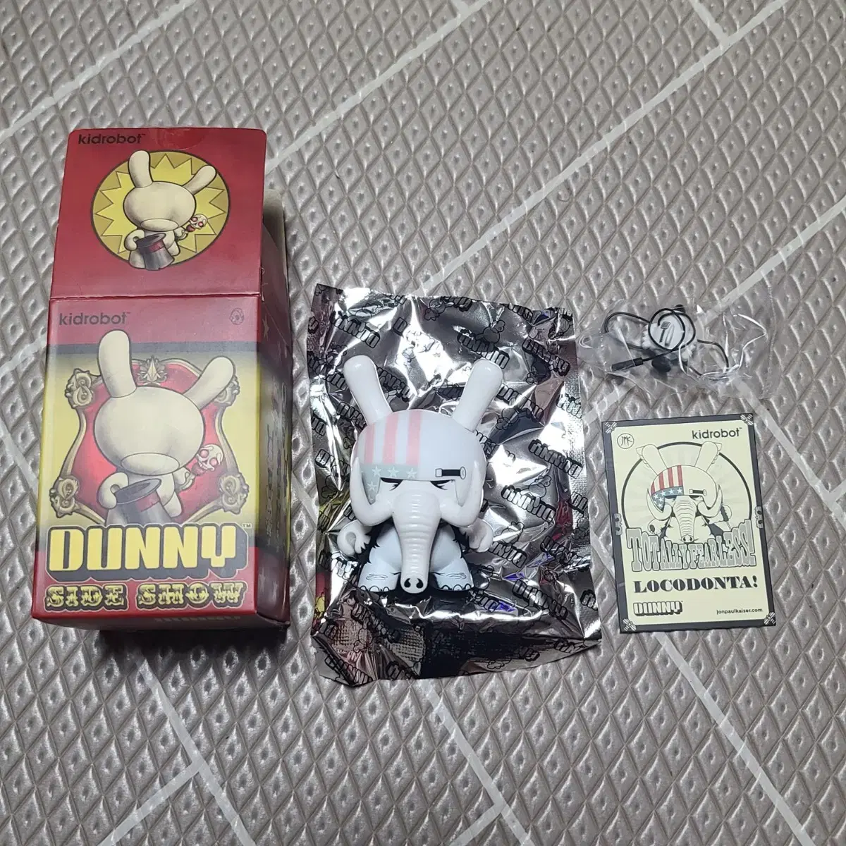 새상품) 키드로봇 더니 2종 묶음 판매, Kidrobot Dunny