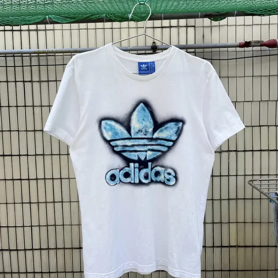 아디다스 파이어버드 그래픽 반팔티셔츠 Adidas