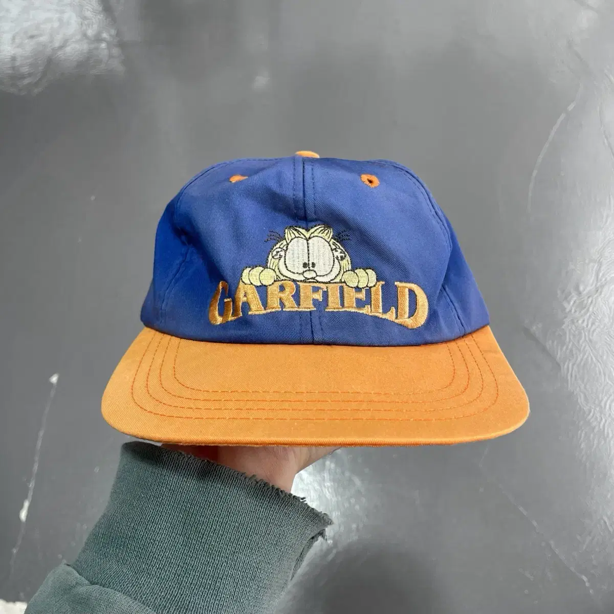 1990s  Garfield Fade Cap