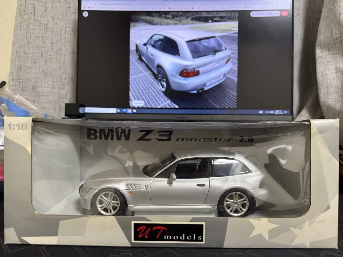 UT BMW Z3 1:18 다이캐스트 자동차모형 미니카 피규어