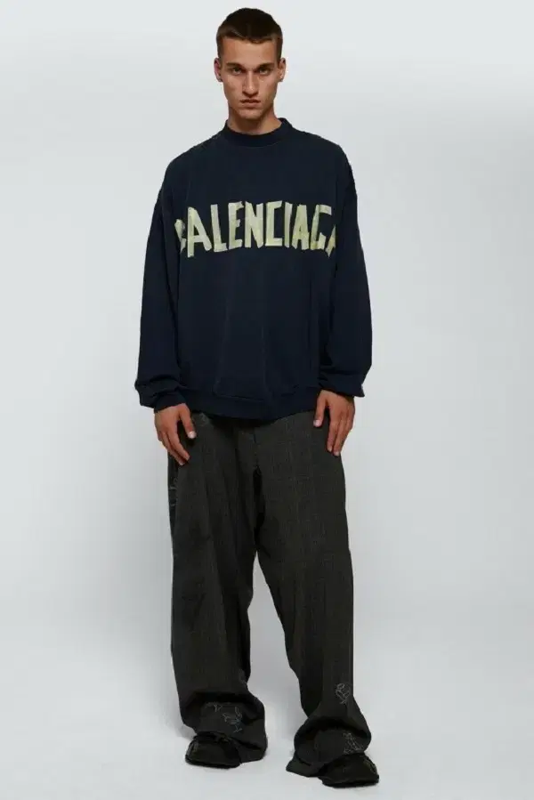 [2] Balenciaga tape-type logo oversized top