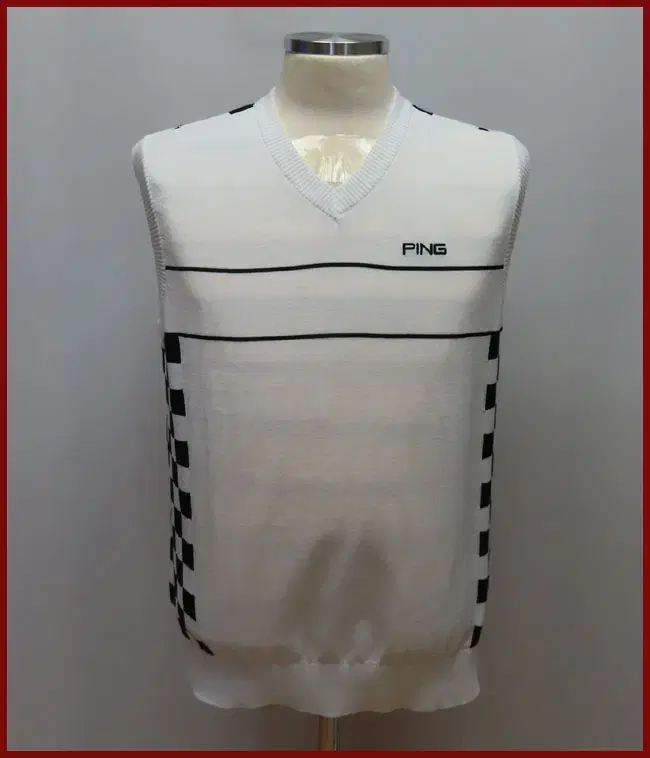 pinggolf/white golf vest/95 size/button closure(c-4)