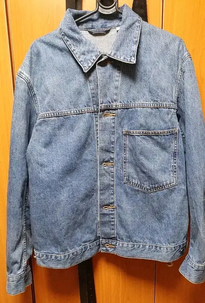 [S] UNIQLO U Denim Jacket