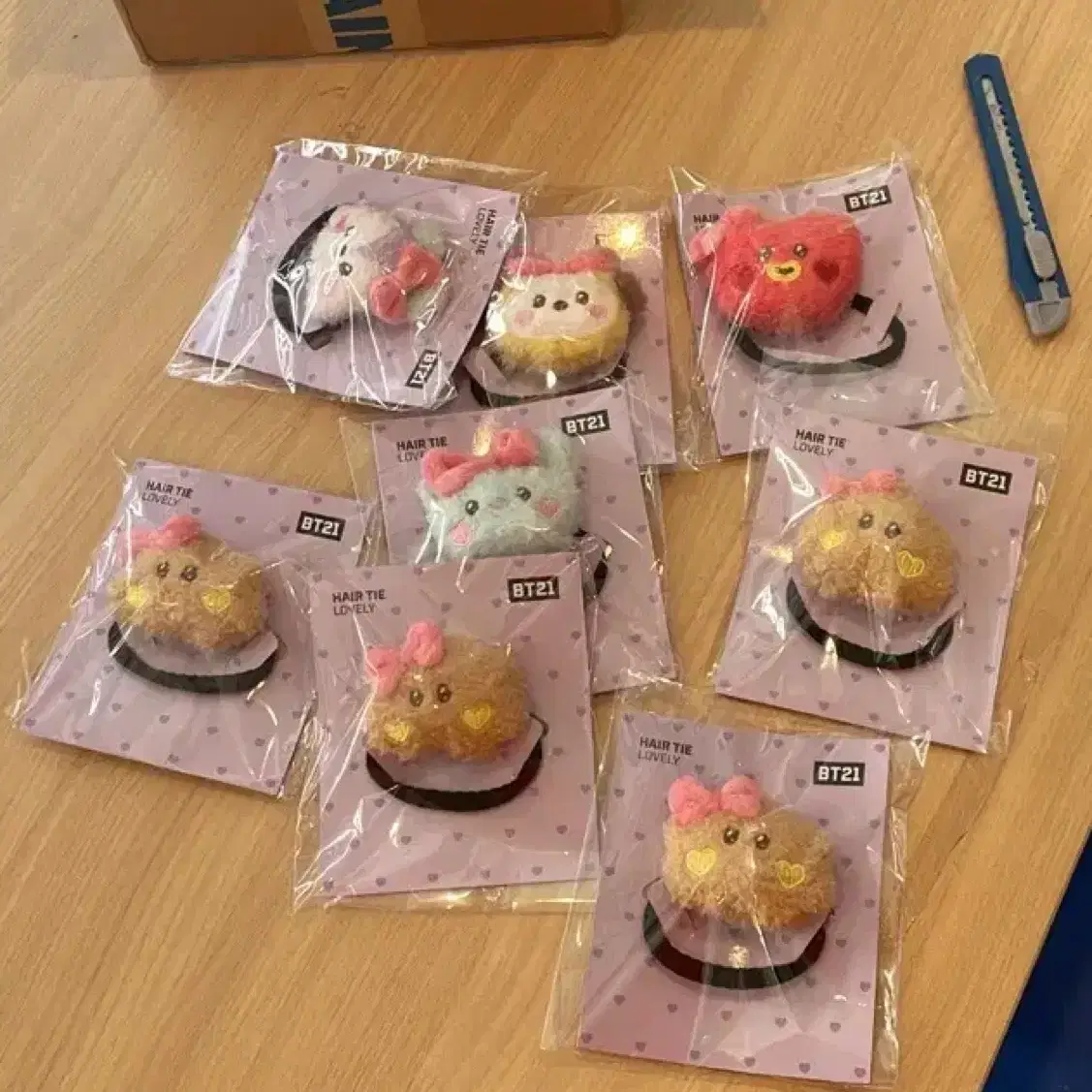 Bt21 monopoly keyring marine hair latte