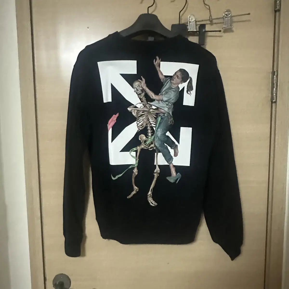 Price drop) Off-White Pascal Skeleton Top